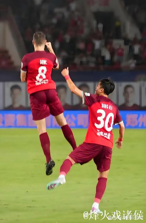 鹰眼挑战未果,河南队憾失关键局,江苏队以24:15胜出 鹰眼挑战未果,河南队憾失关键局,江苏队以24:15胜出